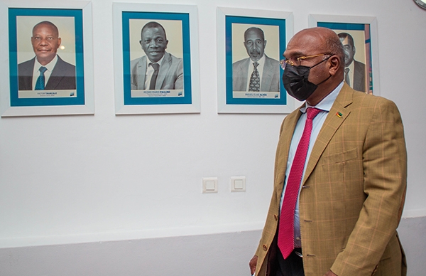 Ministro das Obras Públicas, Habitação e Recursos Hídricos, Carlos Mesquita, visita Sede do FIPAG