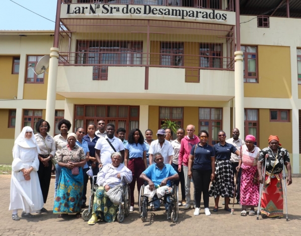 FIPAG celebra o mês do idoso com ação solidária em Maputo